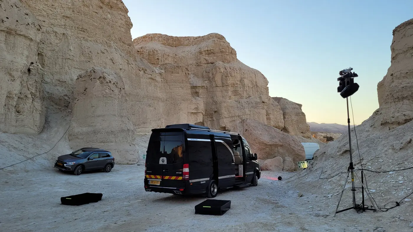 מיניבוס הסעות תיירים למצדה